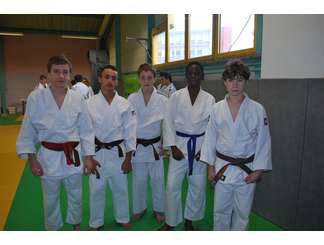 Championnat départemental cadets
Dojo de louviers : 01/12/2013